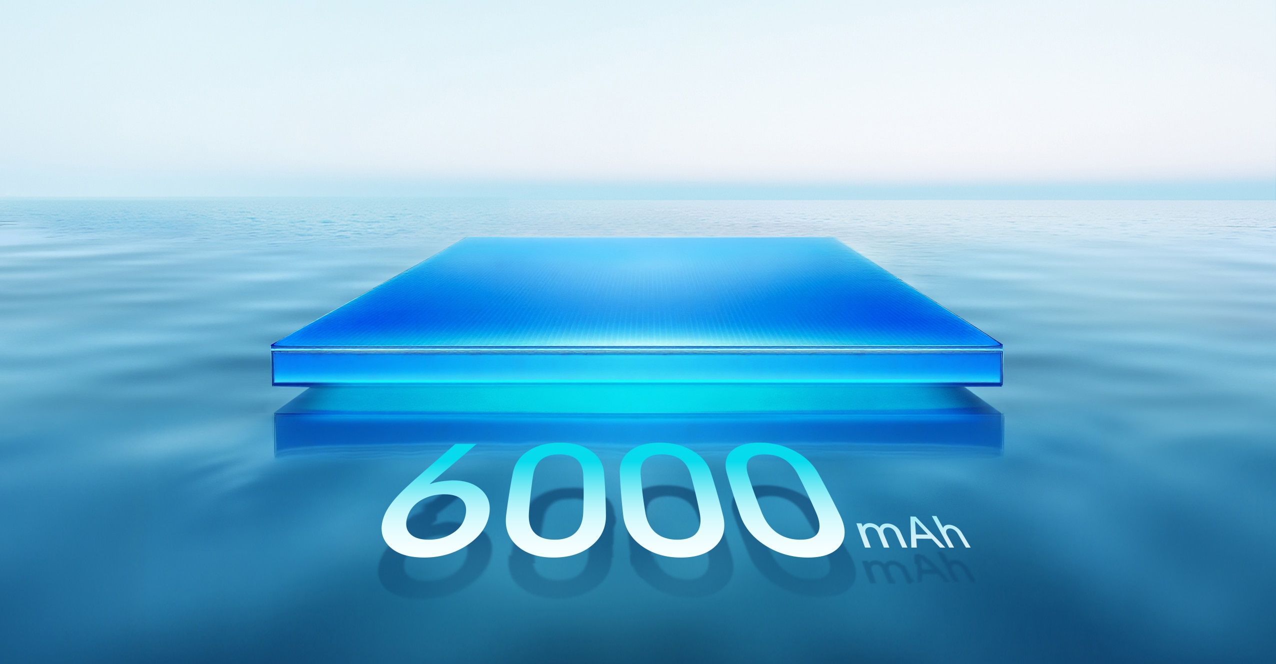 Батарея Honor 400 ёмкостью 6000 мА·ч на фоне воды