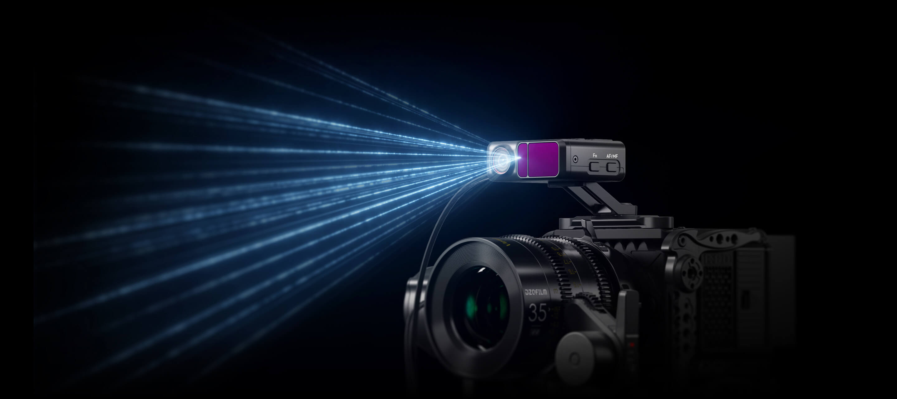 Модуль LiDAR-дальномера на объективе кинокамеры со стабилизатором DJI Ronin RS 4 Pro Combo