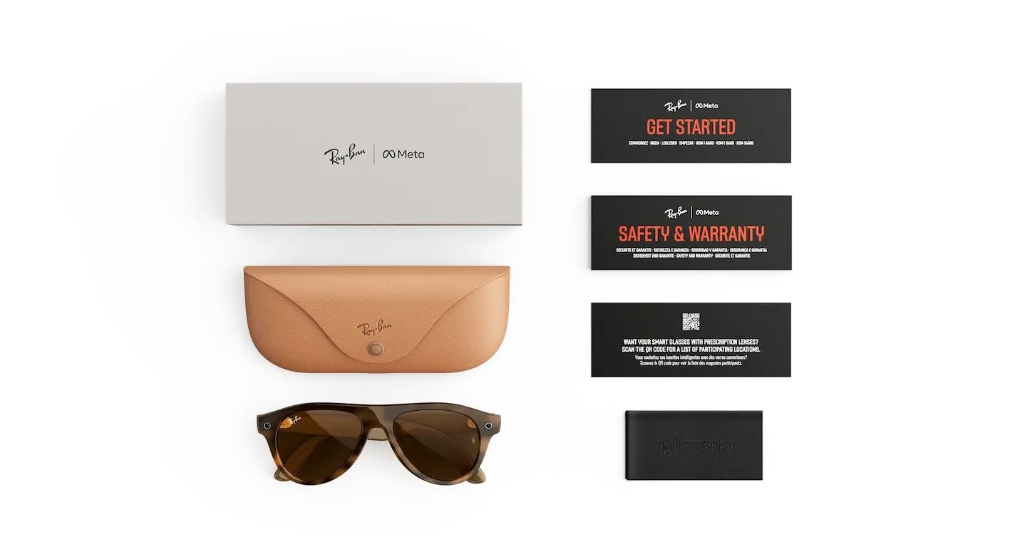 Комплект поставки очков Ray-Ban Meta Aviator Gen 3: коробка, кожаный футляр и информационные карточки