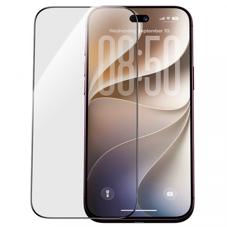 Защитное стекло Benks GlassWarrior Sapphire Coating на экране iPhone с вырезом под камеру